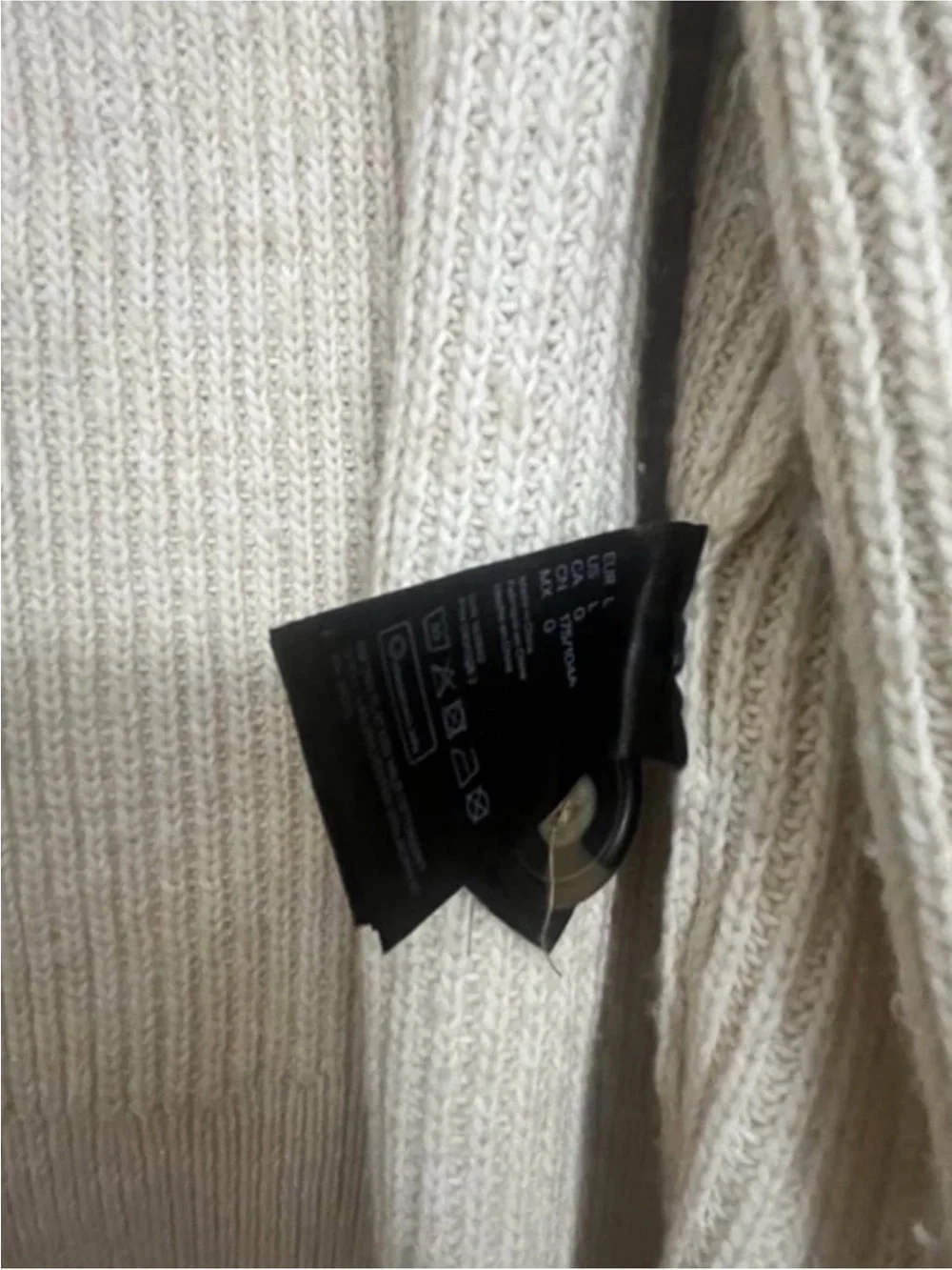 H&M Oversized Ribbed Button Cardigan - Cream - Picture 5 of 7